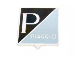 Embleem Piaggio om te plakken 25x31mm Aluminium voor Vespa 50, 50S, 50SS (-1968), 90, 90SS, 125 Primavera, Nuova (1966)